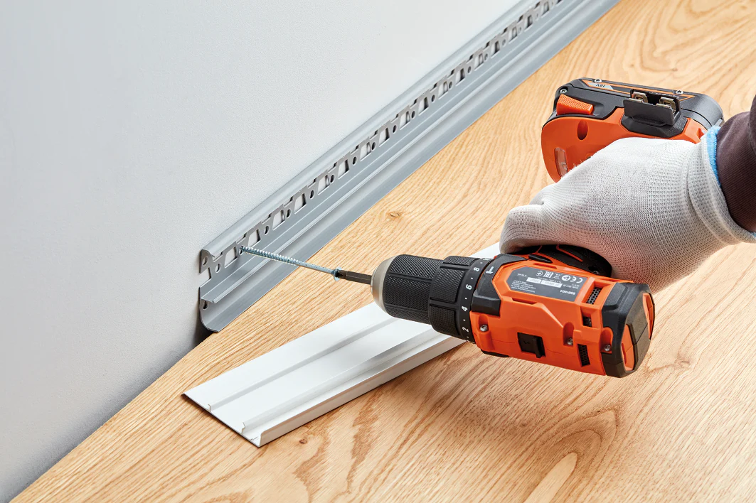 Listwa przypodłogowa PVC Hi Line Prestige 22x75mm Cezar Dąb Sycyliania Mat 2,50m - Image 8