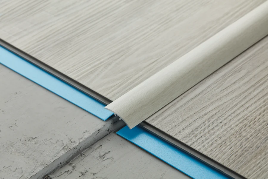 Profil progowy wciskany PVC laminat 30mm 0,9m Buk - Image 3