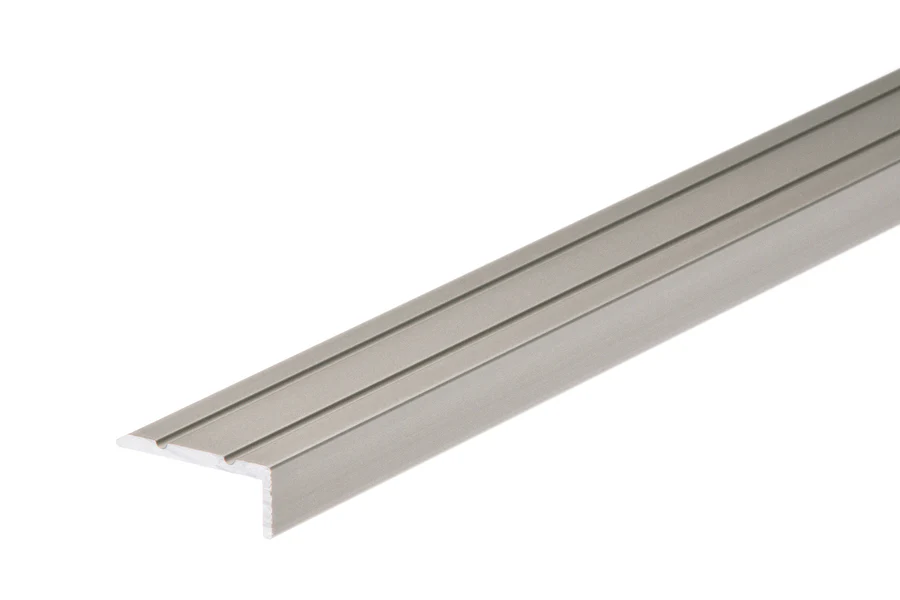 Profil schodowy narożny klejony aluminium anoda 25x10mm 1,35m Szampan