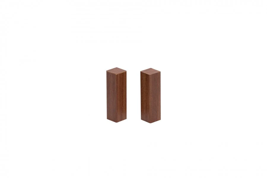Zakończenia słupki do listwy przypodłogowej MDF 18x18x62mm Dąb Merbau 6szt.