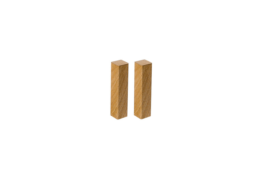 Zakończenia słupki do listwy przypodłogowej MDF 18x18x80mm Dąb Alabama 2szt.